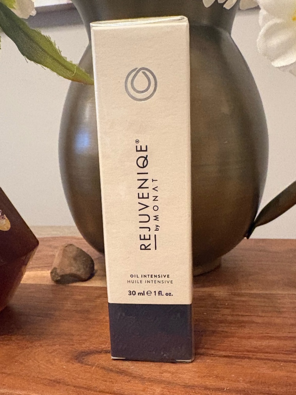 UNOPENED Monat Rejuveniqe Oil Intensive Serum for Hair and Skin